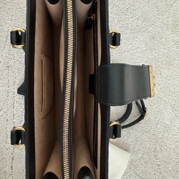 Gucci Black Embossed Leather Satchel with Gold Hardware - Picture 3 of 15